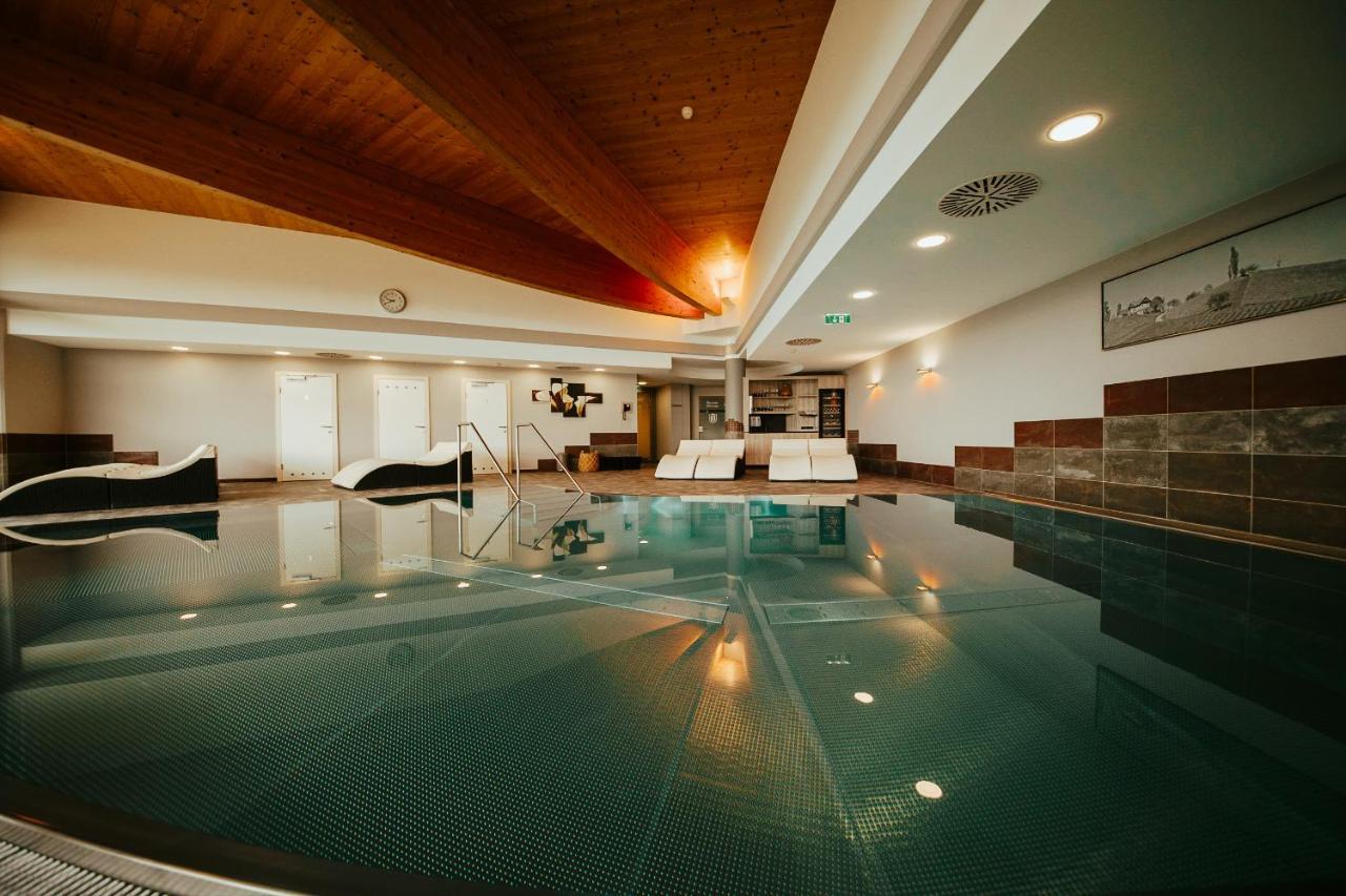 Weinrefugium Brolli Hotel Gamlitz Eksteriør billede